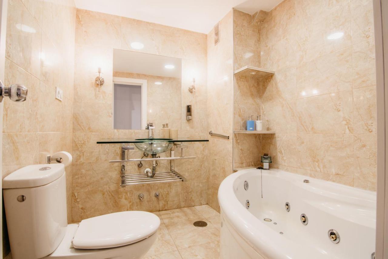 Tuguest Maria Luisa Apartment Granada Kültér fotó